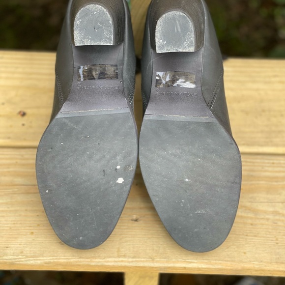 ❤️‍🔥 𝔼𝕞𝕦 𝔸𝕦𝕤𝕥𝕣𝕒𝕝𝕚𝕒 𝕎𝕠𝕞𝕖𝕟'𝕤 𝔹𝕠𝕠𝕥𝕤 ❤️‍🔥 - Picture 5 of 5